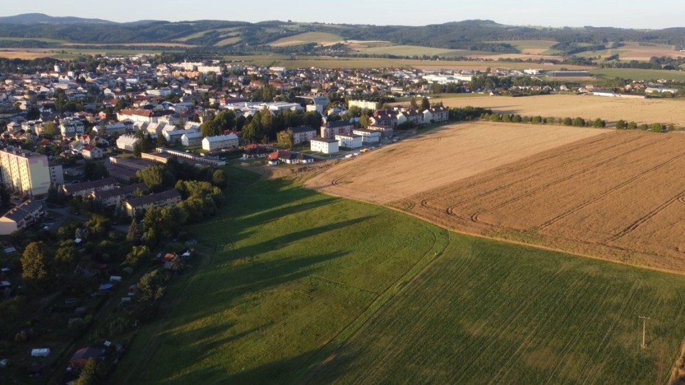 Tisíce stromů a keřů, louky a tůně. To je plán pro Lanškroun
